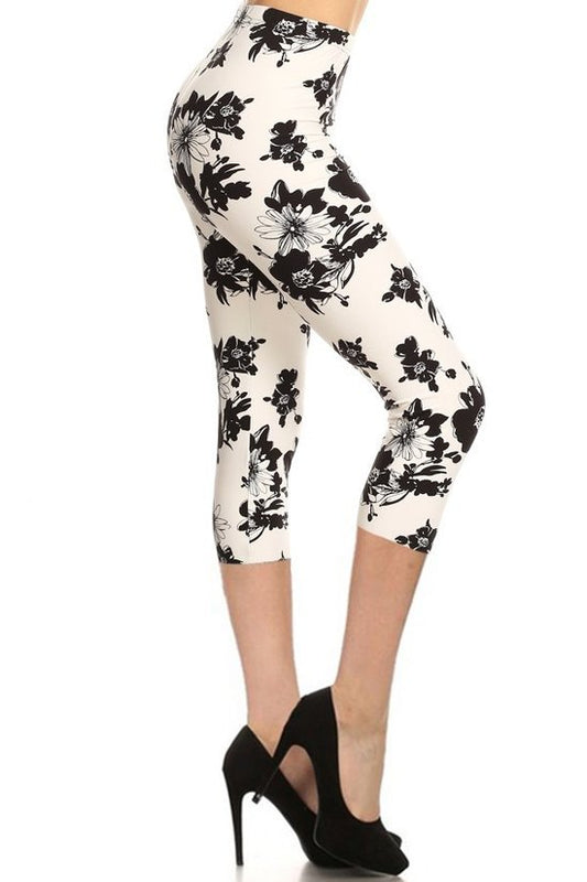 Cropped Capri Leggings In A Fitted Style With A Banded High Waist
