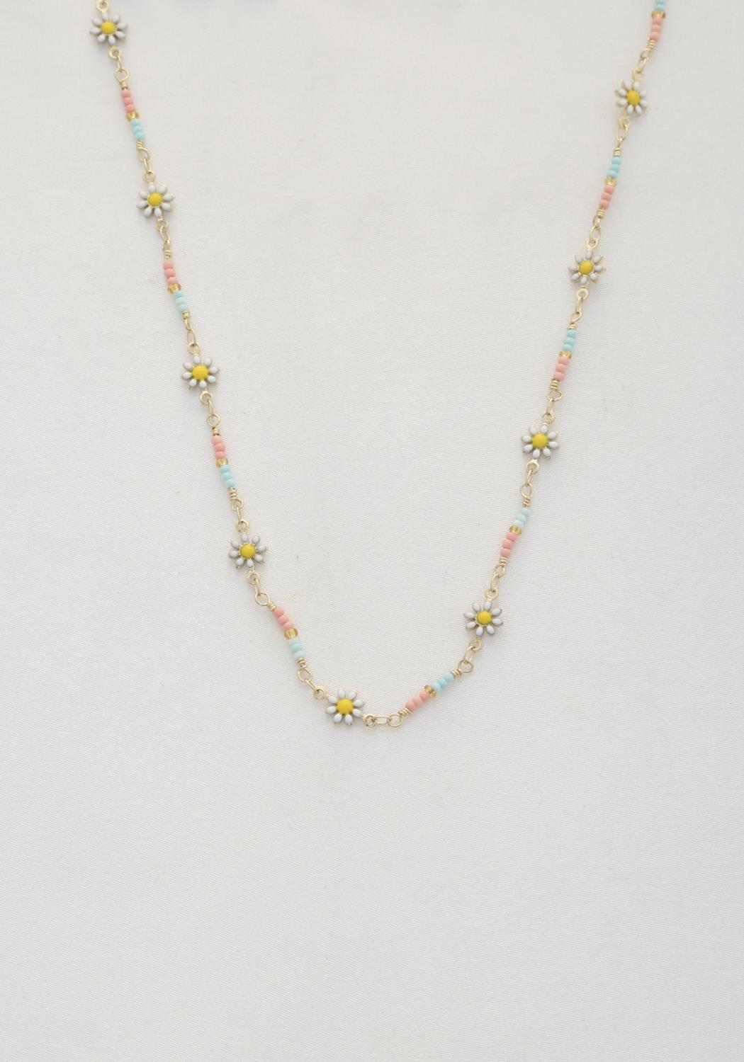 Belle Belli Flower Beaded Necklace