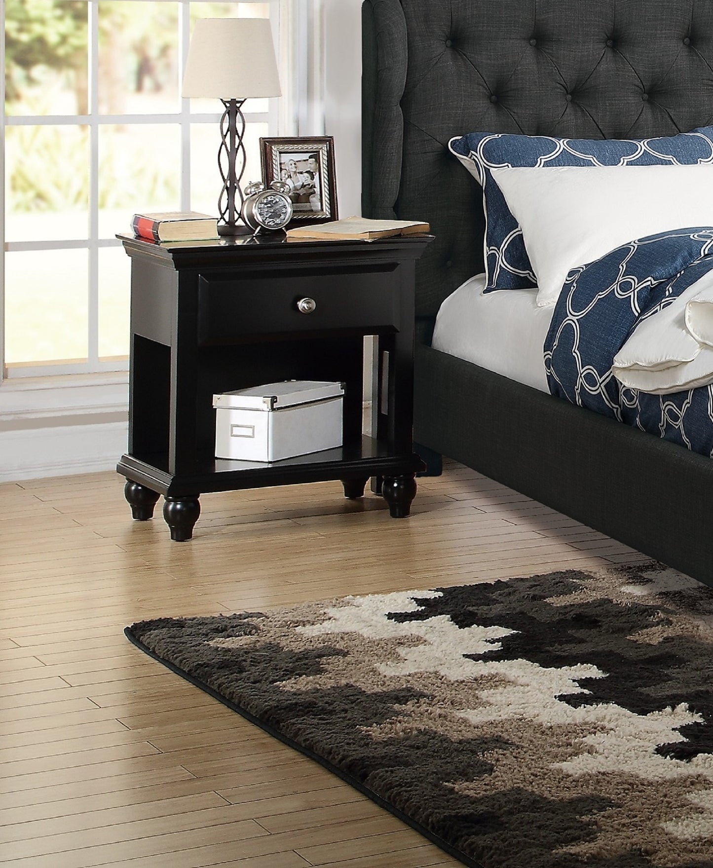 Modern Bedroom Nightstand Black Color Wooden 1 Drawers